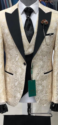 Slávnostný oblek 150-3 zlatý