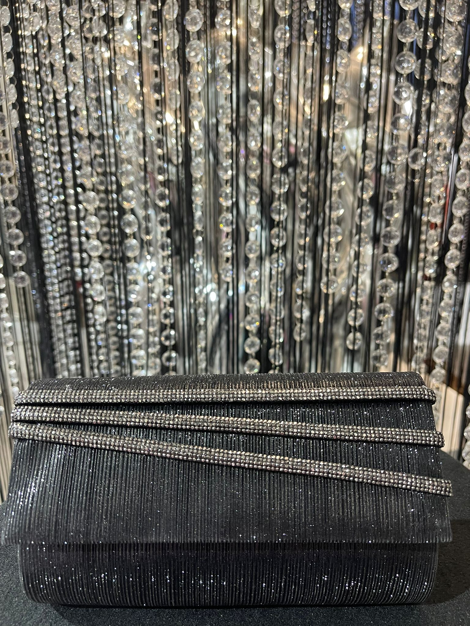 Kabelka spoločenská čierna 