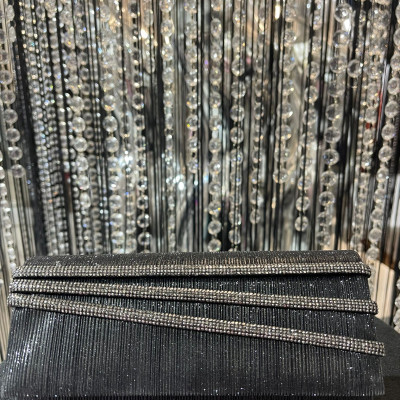 Kabelka spoločenská čierna