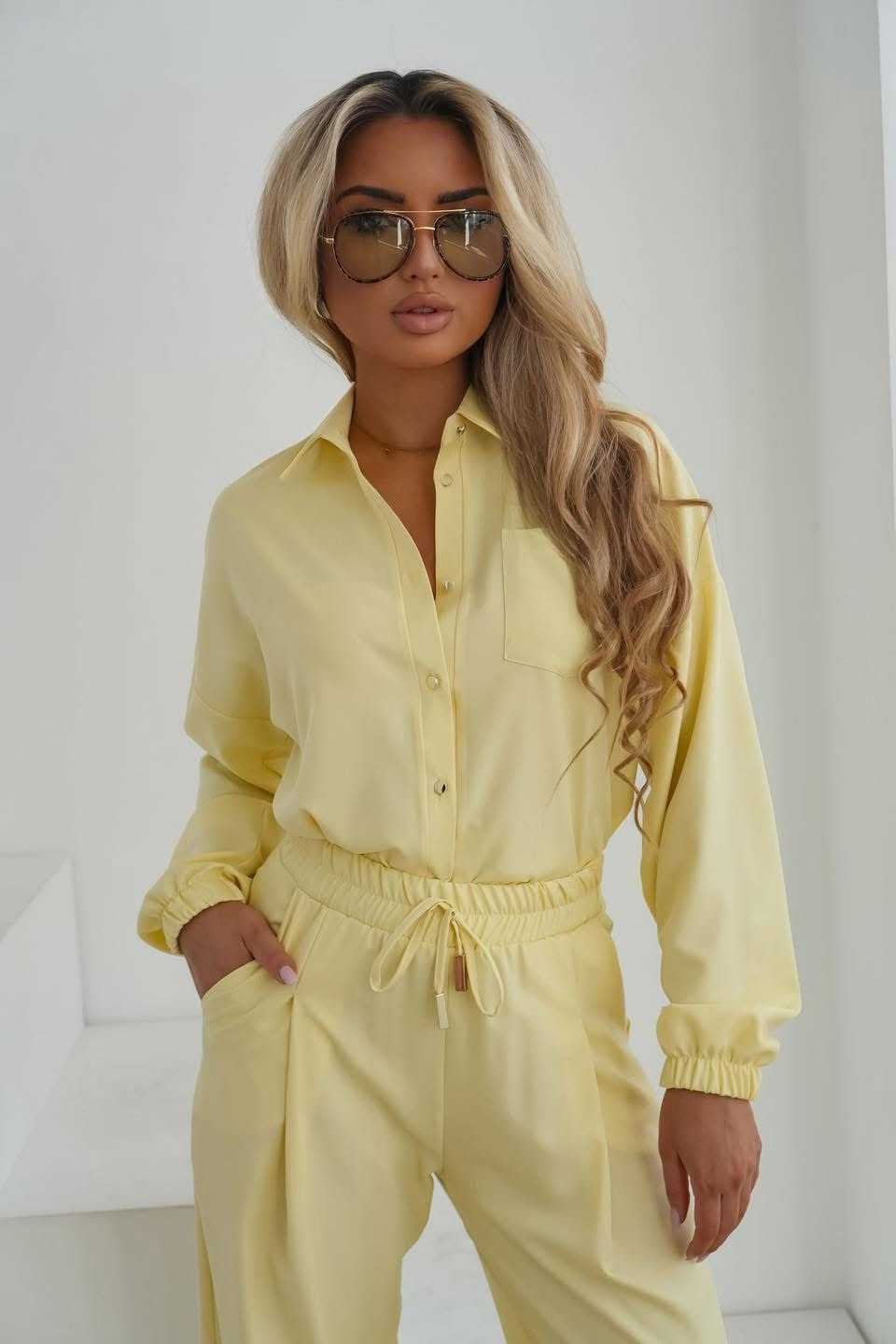 Nohavicový komplet AGOSTINY III. žltý