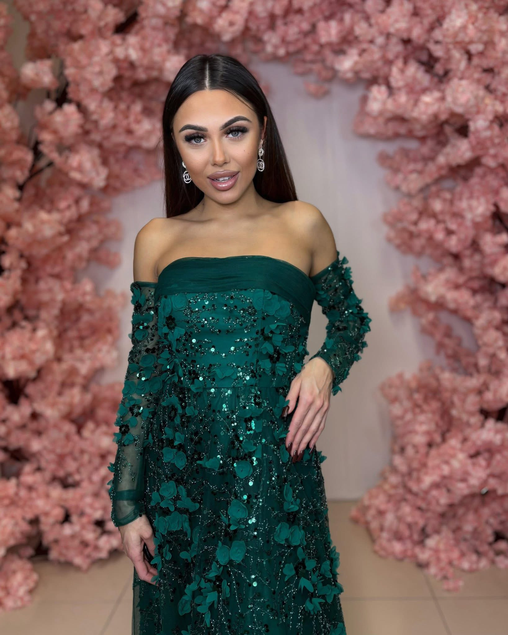 Dámske spoločenské šaty SUBARU zelené