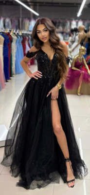 Dámske spoločenské šaty ZYNJA čierne