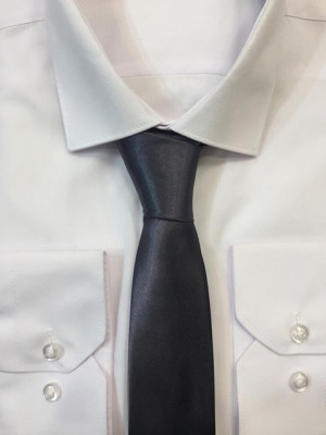 Sivá kravata 47
