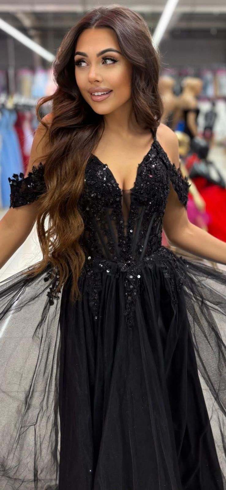 Dámske spoločenské šaty ZYNJA čierne