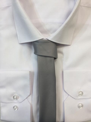 Sivá kravata 45